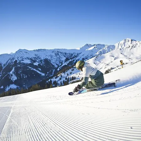Lala Arthotel Saalbach