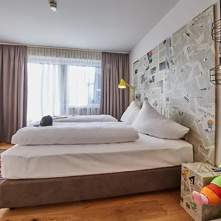Hotel Lala Arthotel 2*