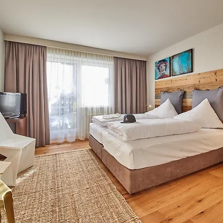 Lala Arthotel Hotel